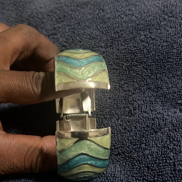 Multi colored bracelet - Picture 4 of 5